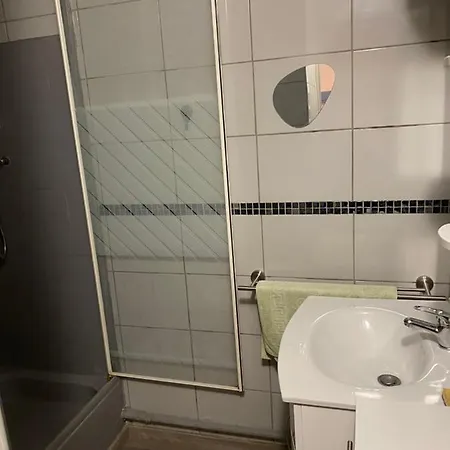 Avec Loggia Apartment *